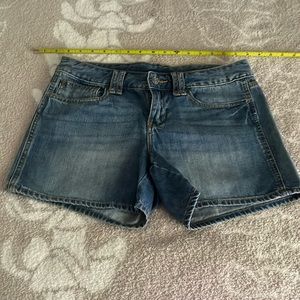 EUC Gap women’s denim shorts